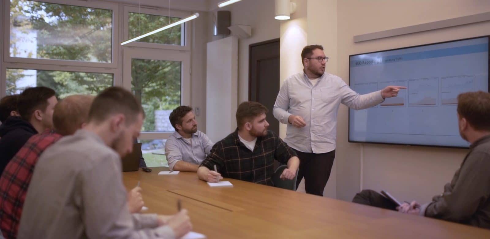 besprechung_essen-1600×781 Besprechung Semtrix Essen